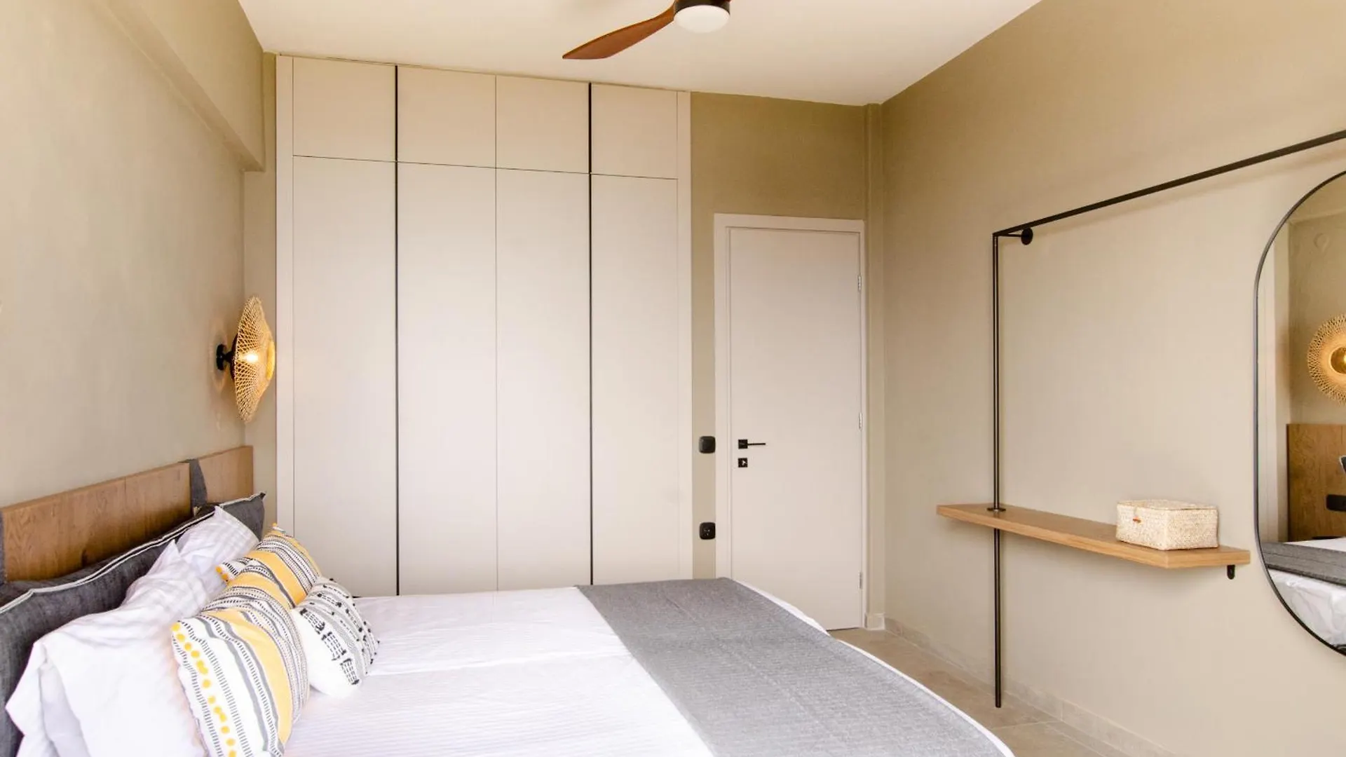 بيت للعطل Sea Front Elegant Apartment Kalandra اليونان